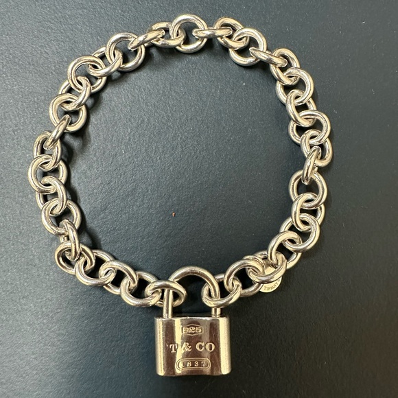 Preowned Tiffany and Co. silver 925 padlock bracelet  7” - Picture 1 of 8